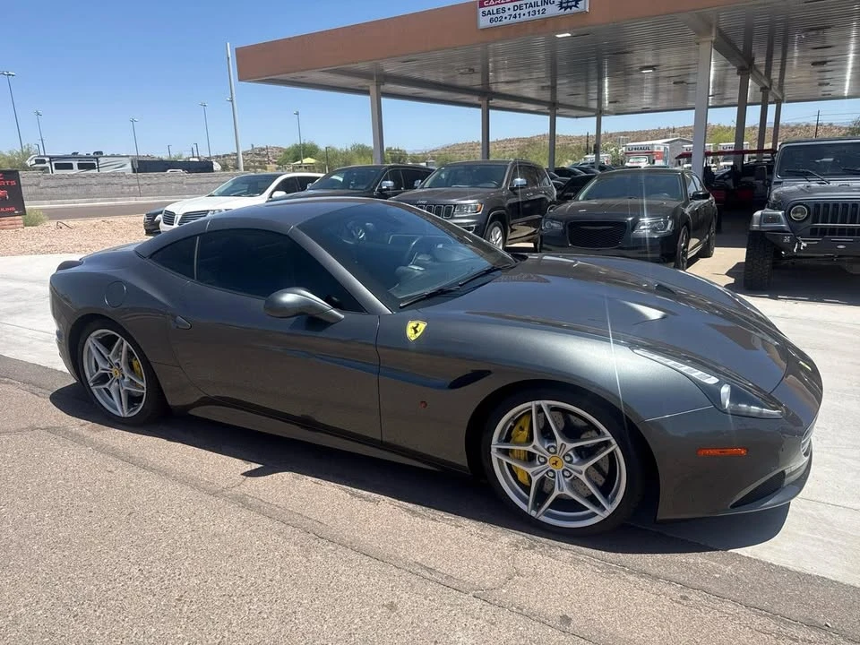 2015 Ferrari California T - Image 20 of 20