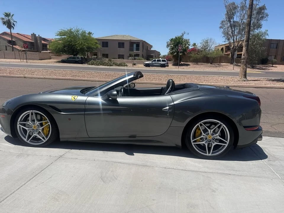 2015 Ferrari California T - Image 8 of 20