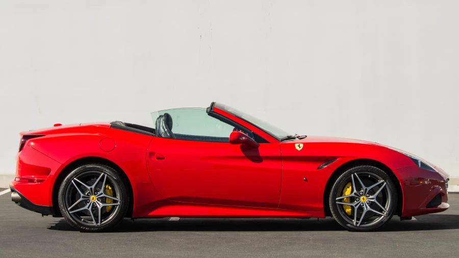 2015 Ferrari California T - Image 5 of 5