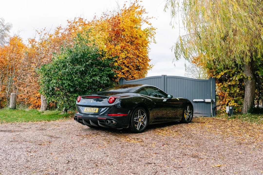 2015 Ferrari California T - Image 24 of 30