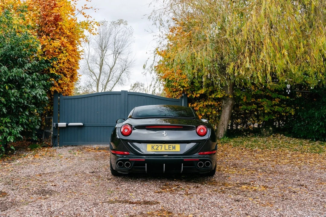 2015 Ferrari California T - Image 20 of 30