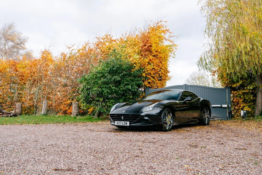 2015 Ferrari California T - Image 14 of 30