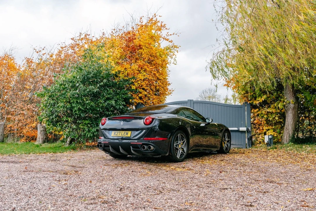 2015 Ferrari California T - Image 22 of 30