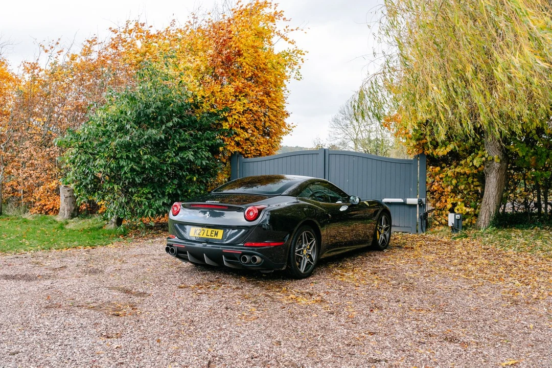 2015 Ferrari California T - Image 23 of 30