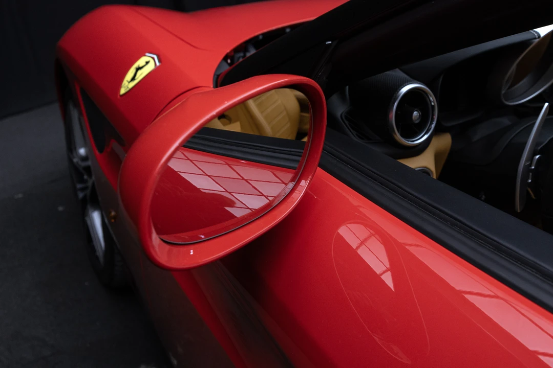 2015 Ferrari California T - Image 31 of 31