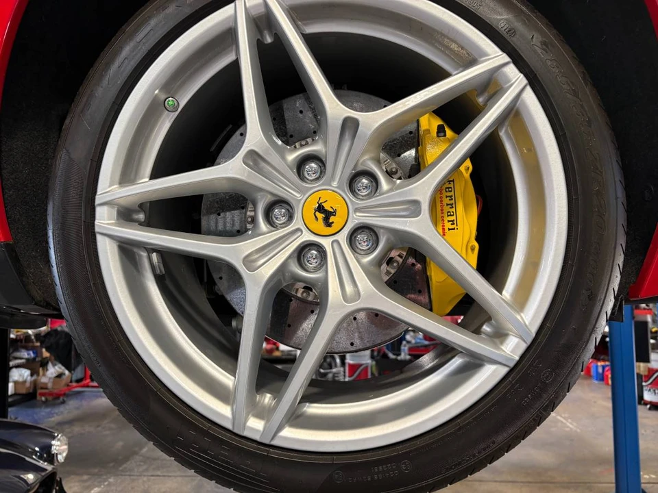 2015 Ferrari California T - Image 22 of 24