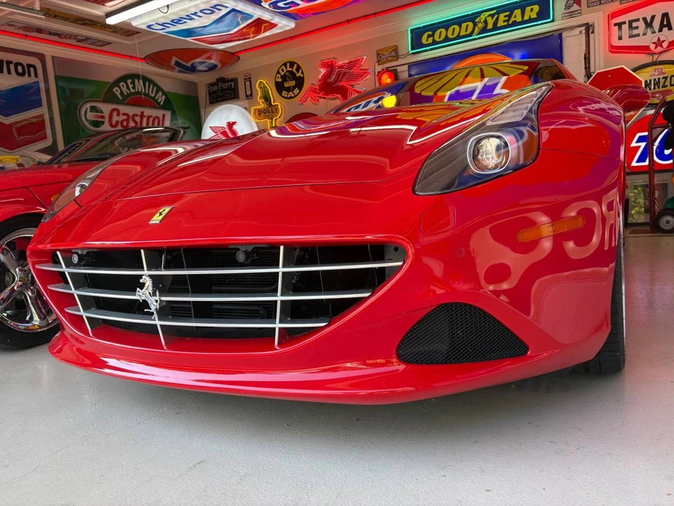 2015 Ferrari California T - Image 7 of 24