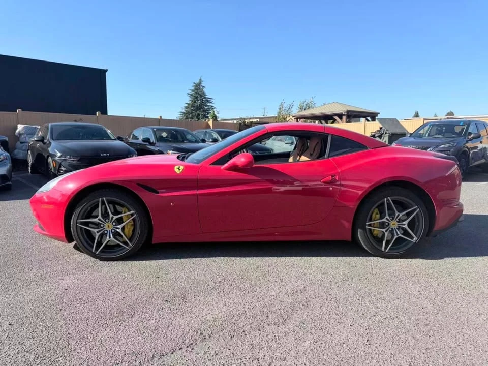2015 Ferrari California T - Image 7 of 18