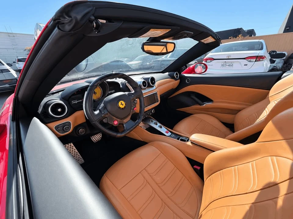 2015 Ferrari California T - Image 14 of 18