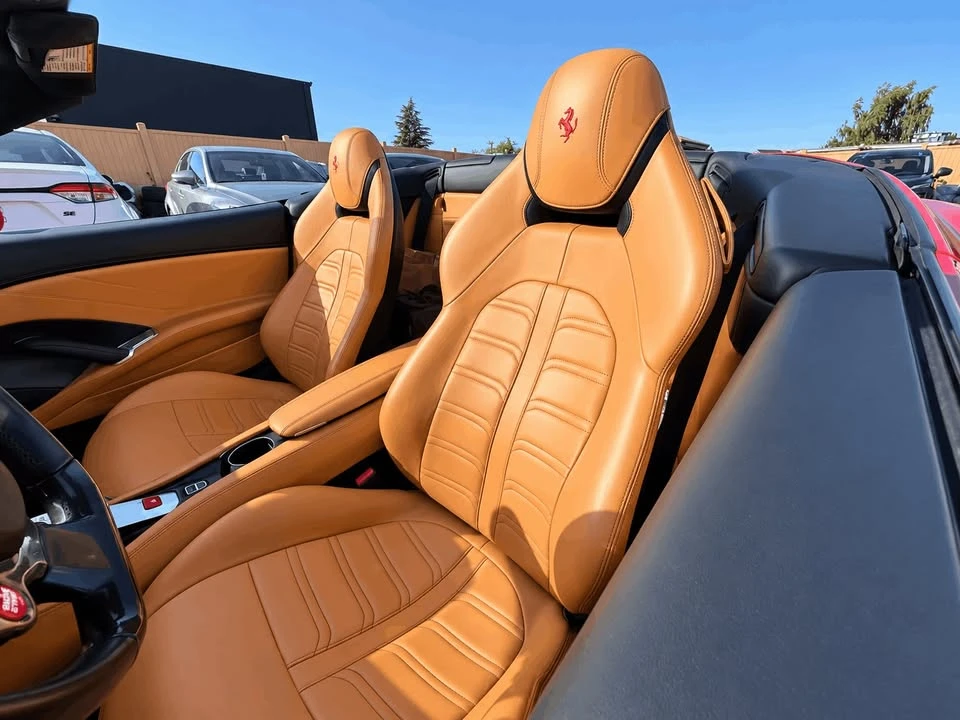 2015 Ferrari California T - Image 15 of 18