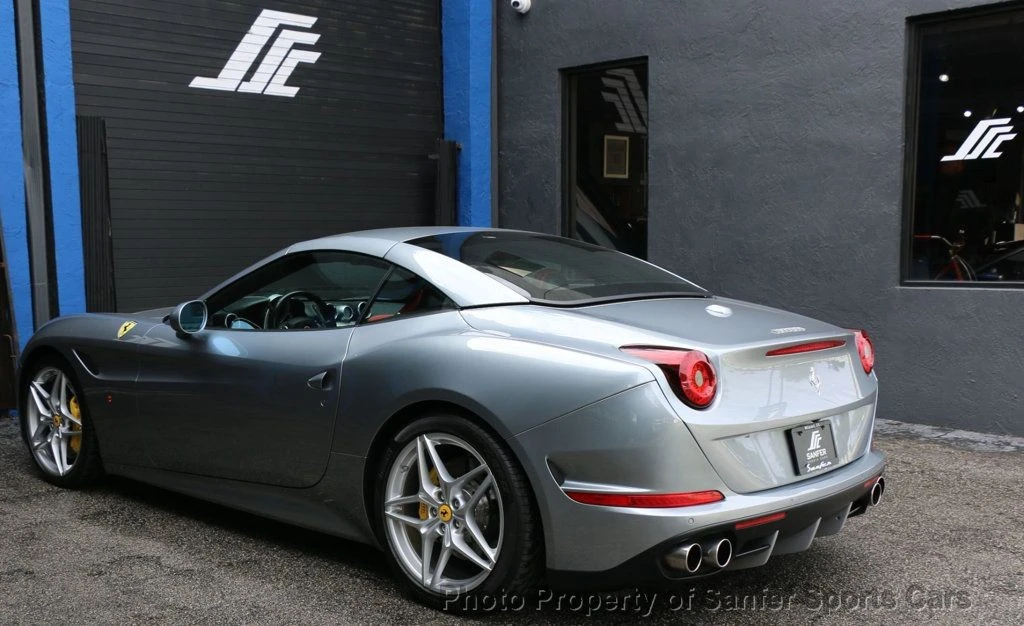 2015 Ferrari California T - Image 5 of 12