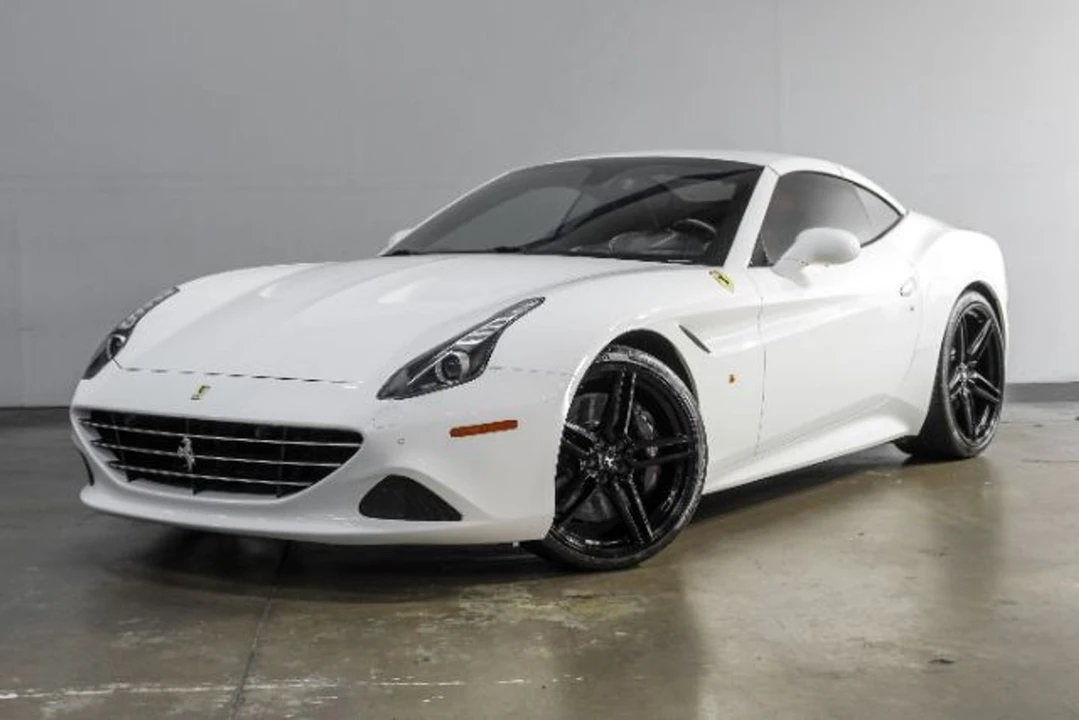 2015 Ferrari California T - Image 7 of 31