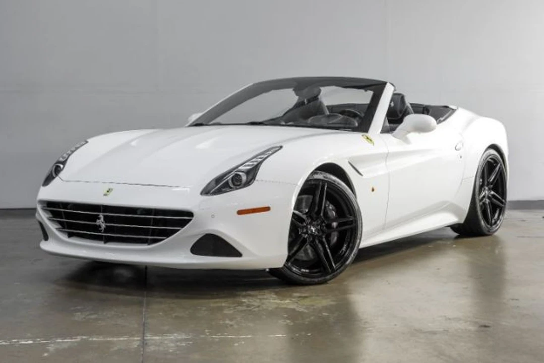 2015 Ferrari California T - Image 6 of 31