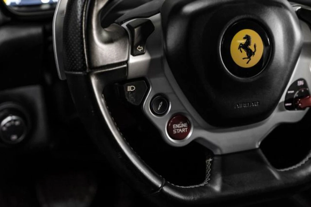 2015 Ferrari California T - Image 22 of 31