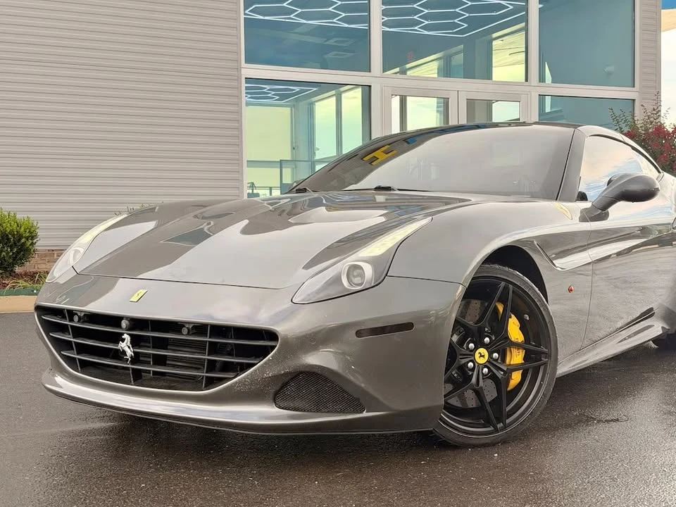2015 Ferrari California T - Image 2 of 18