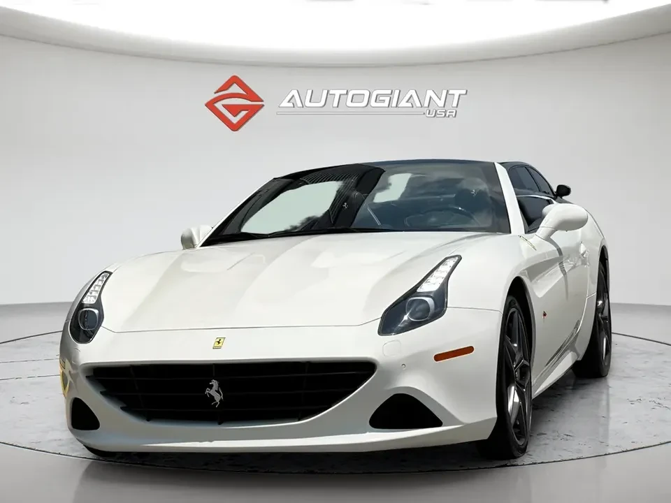 2015 Ferrari California T - Image 15 of 20