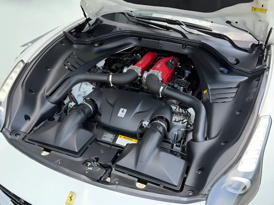 2015 Ferrari California T - Image 2 of 20
