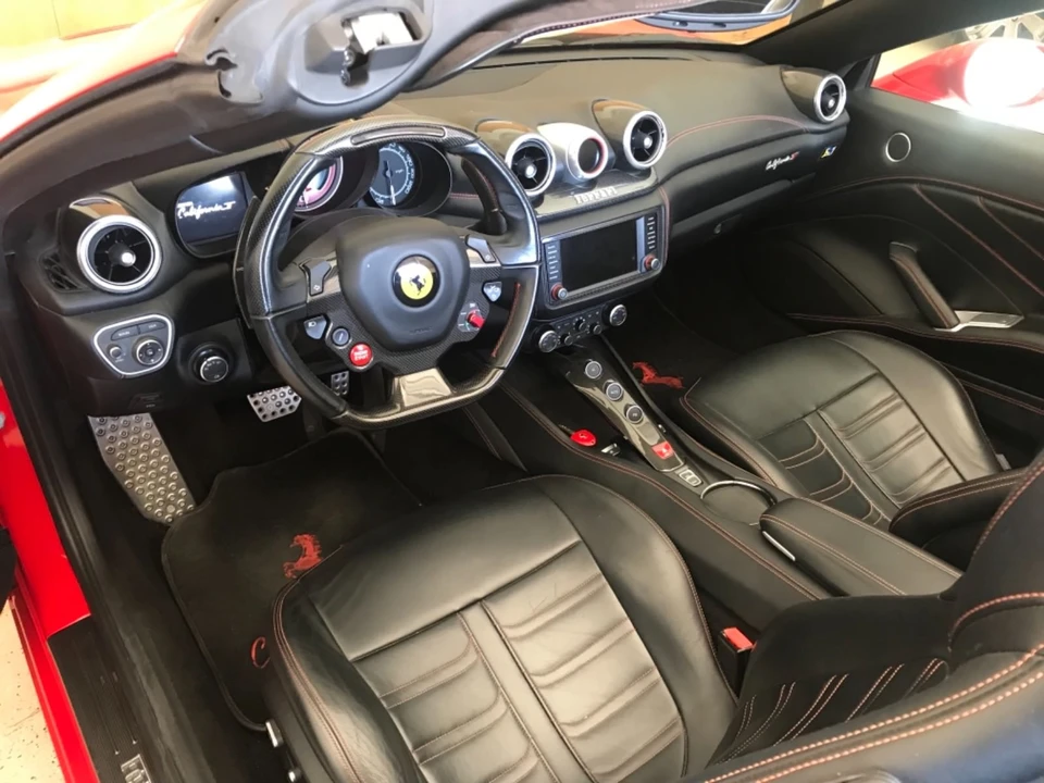2015 Ferrari California T - Image 5 of 13