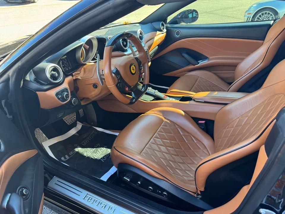 2015 Ferrari California T - Image 3 of 6