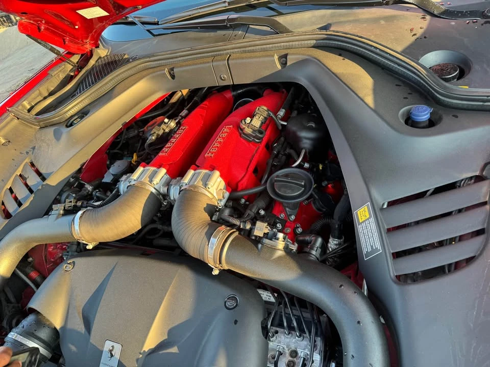 2015 Ferrari California T - Image 11 of 14