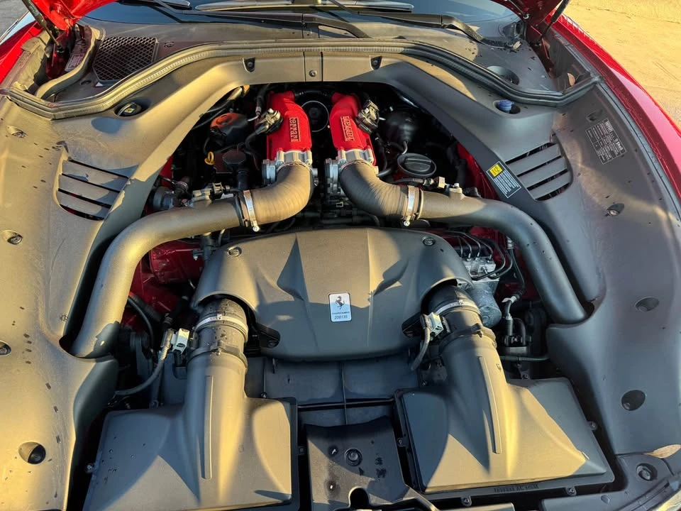 2015 Ferrari California T - Image 12 of 14