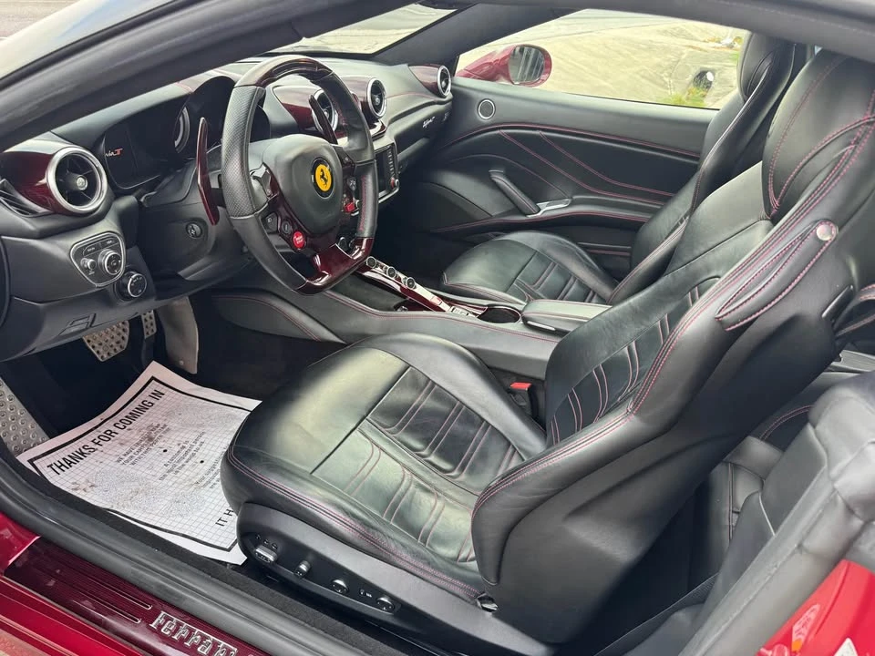 2015 Ferrari California T - Image 8 of 14