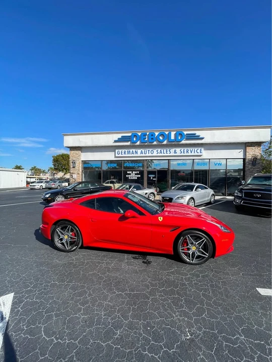 2015 Ferrari California T - Image 10 of 12