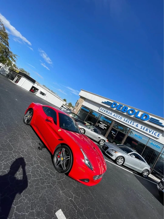 2015 Ferrari California T - Image 11 of 12