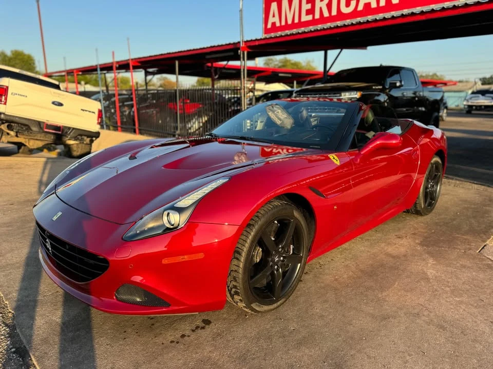 2015 Ferrari California T - Image 14 of 18