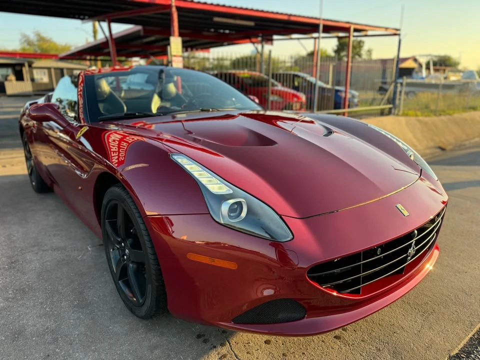 2015 Ferrari California T - Image 13 of 18