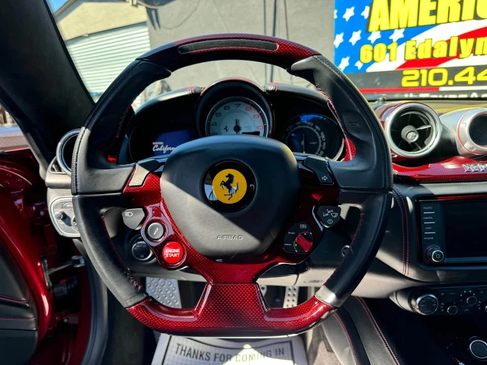 2015 Ferrari California T - Image 9 of 17