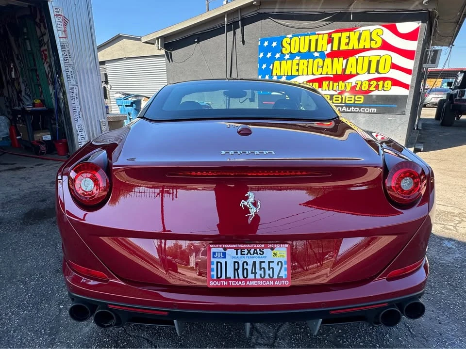 2015 Ferrari California T - Image 4 of 17