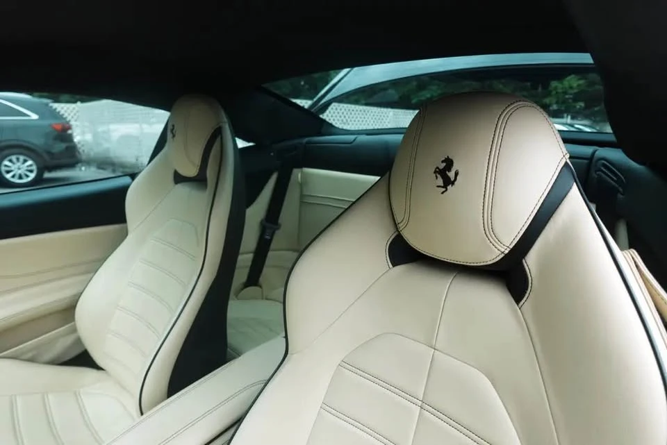 2015 Ferrari California T - Image 14 of 20