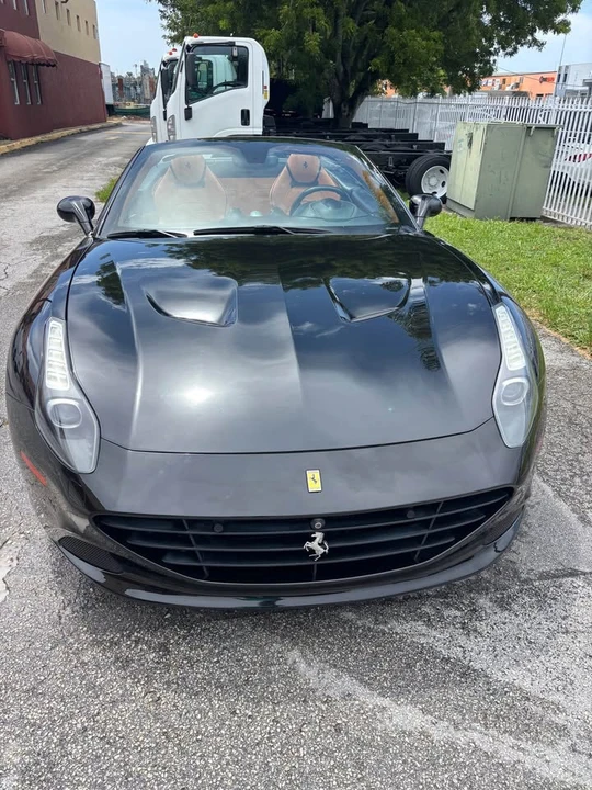 2015 Ferrari California T - Image 7 of 11