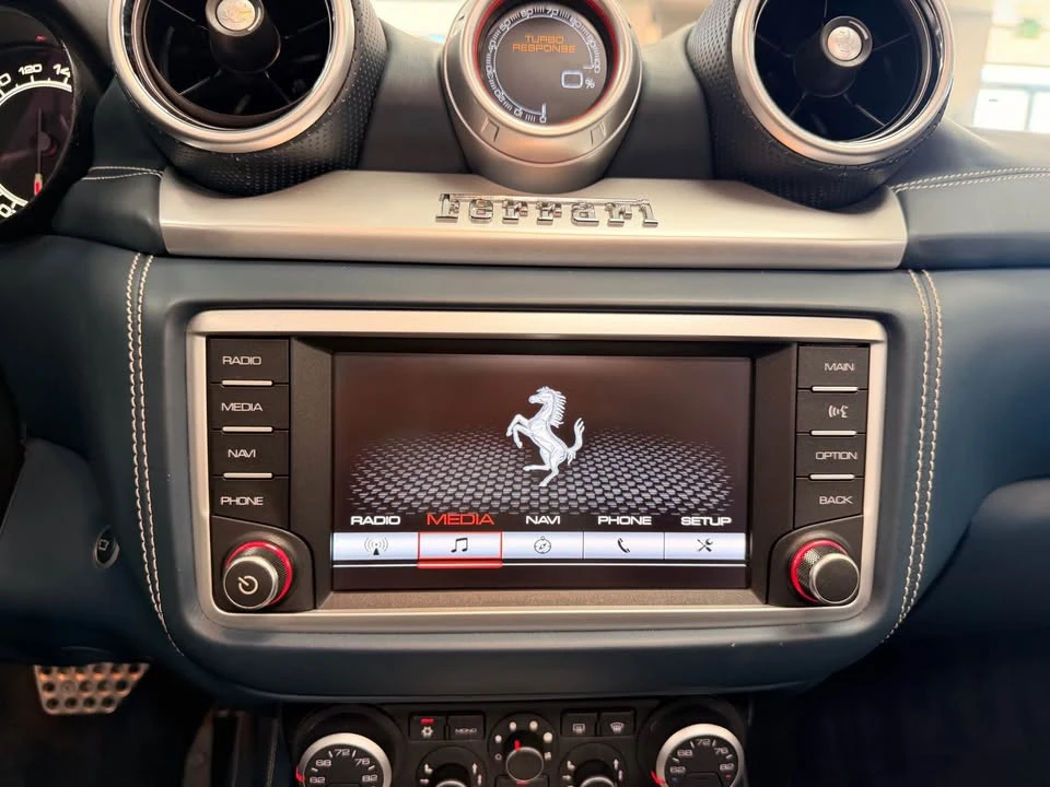 2015 Ferrari California T - Image 17 of 20
