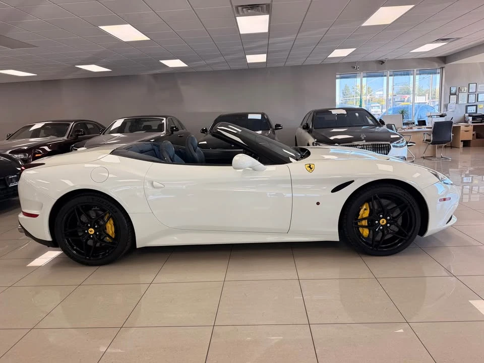 2015 Ferrari California T - Image 3 of 20