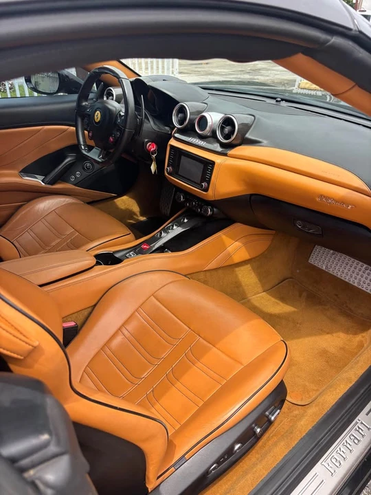 2015 Ferrari California T - Image 9 of 9