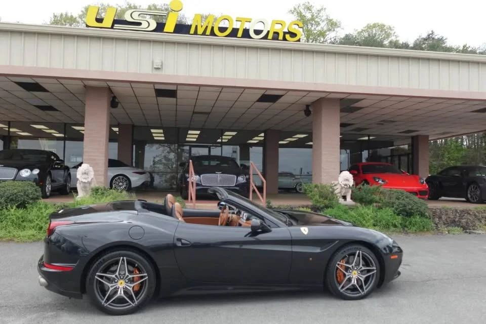 2015 Ferrari California T - Image 9 of 20