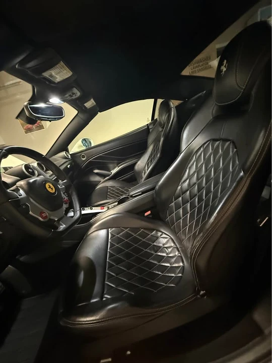 2015 Ferrari California T - Image 8 of 17