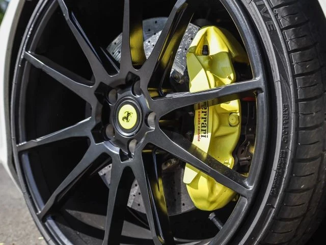 2015 Ferrari California T - Image 20 of 31