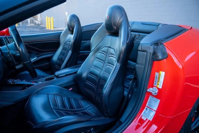 2015 Ferrari California T - Image 3 of 21
