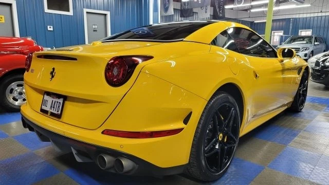 2015 Ferrari California T - Image 5 of 12