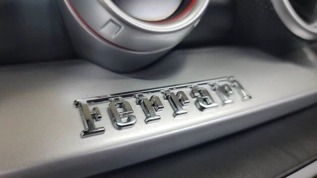 2015 Ferrari California T - Image 21 of 21