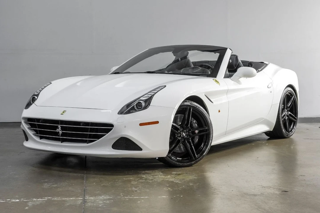 2015 Ferrari California T - Image 6 of 12