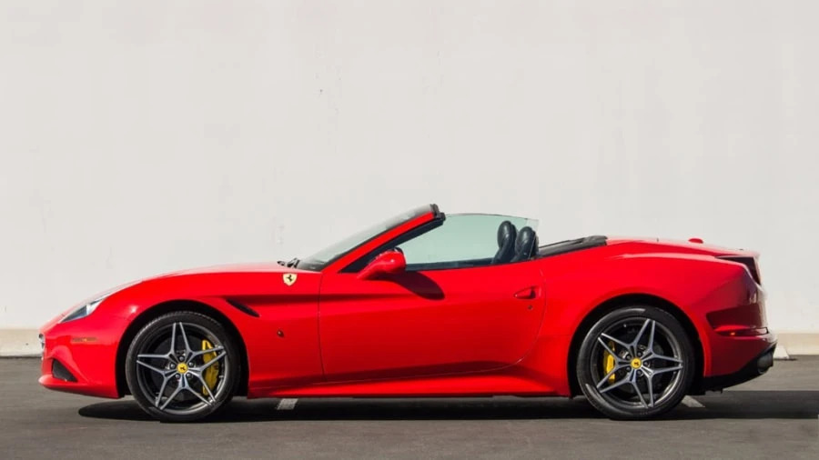 2015 Ferrari California T - Image 2 of 12