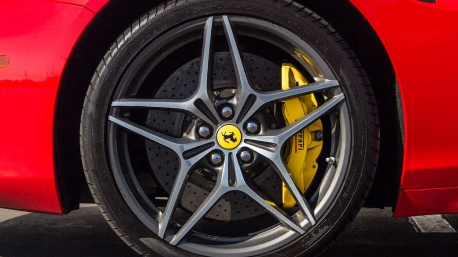 2015 Ferrari California T - Image 8 of 12