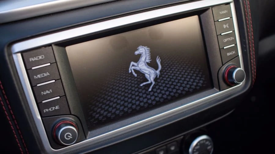 2015 Ferrari California T - Image 9 of 12
