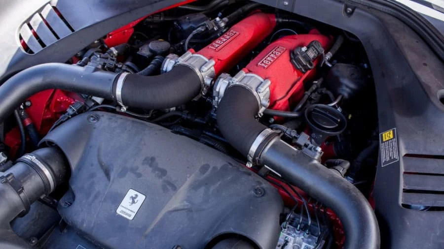 2015 Ferrari California T - Image 7 of 12