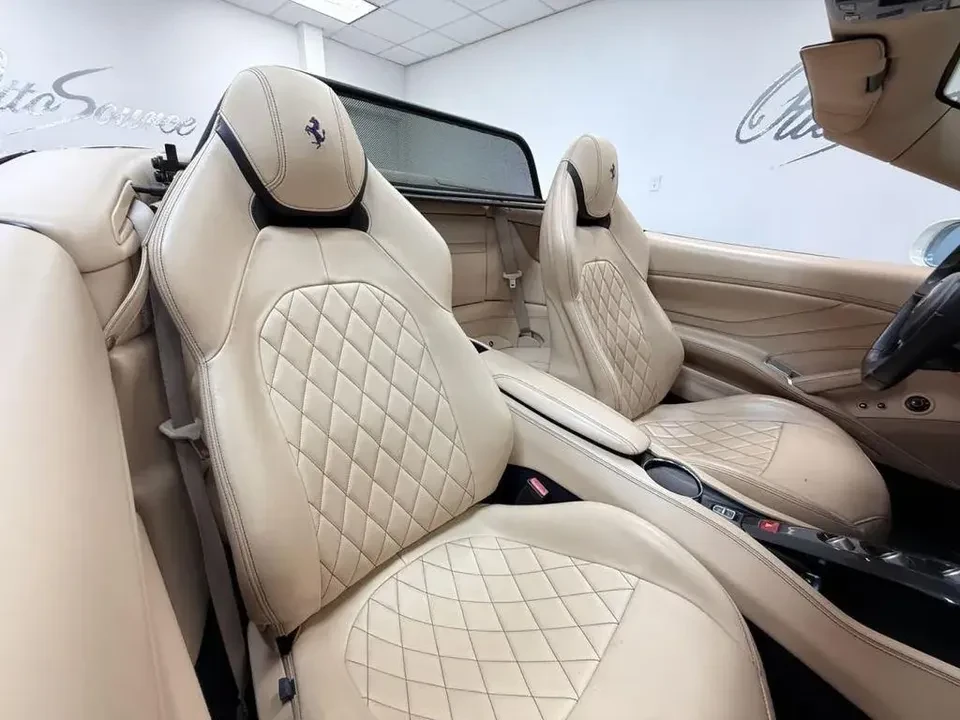 2015 Ferrari California T - Image 20 of 20