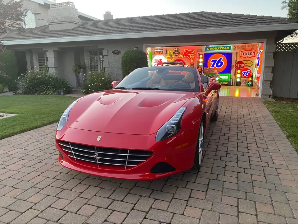 2015 Ferrari California T - Image 4 of 20
